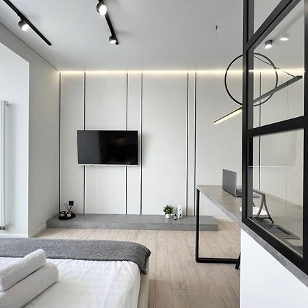 Квартира Smart В Новом Доме Pavlodar Buitenkant foto